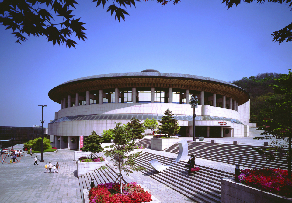 ▲한국문화예술회관연합회가 위치한 서울 예술의전당 오페라하우스 전경